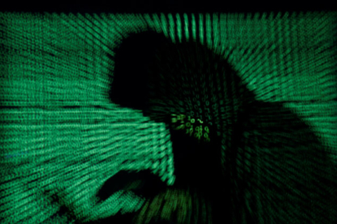 Великобритания ввела санкции против семи россиян за киберпреступления