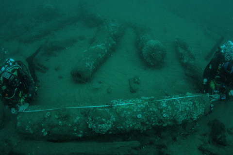 Подводные кадры позволяют по-новому взглянуть на место кораблекрушения королевской семьи