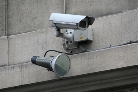 Австралія зніме китайські камери з урядових будівель