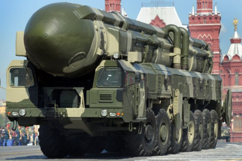 Експерти: Росія шантажує США ядерною угодою, щоб стримати підтримку України (ВІДЕО)