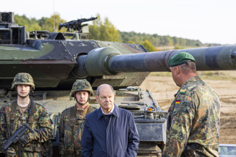 Шольц заявил, что союзники Зеленского будут поддерживать Украину «столько, сколько необходимо»