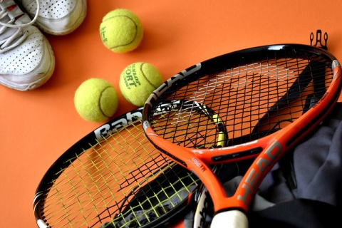 Як вибрати ракетку для великого тенісу