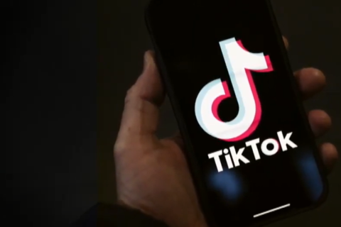 Как TikTok "промывает мозги" детям и молодежи