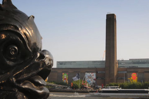 Чоловік загинув після падіння з галереї Tate Modern у Лондоні (ВІДЕО)