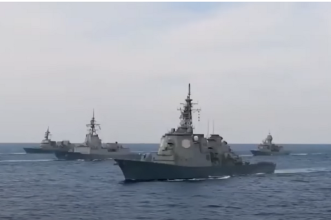 Почему военные учения в Южнокитайском море вызвали гнев Пекина?