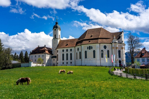 Баварська церква Віса стала місцем паломництва з 18 століття (ФОТО)