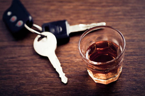 Автомобилист в Англии звонит в полицию, чтобы сообщить, что он слишком пьян для вождения