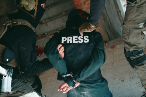 Франция отвергает претензии России по поводу виз для журналистов на фоне раздора