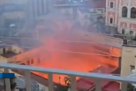 Исторический театр Санназаро в итальянском Неаполе уничтожен пожаром