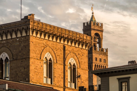 Розкриваємо історію Орсанмікеле: від зернового ринку до святині (ФОТО)