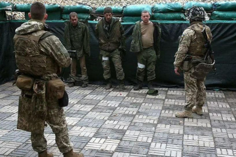 Генпрокурор України: Ми захопили так багато росіян, що довелося відкрити табори для полонених