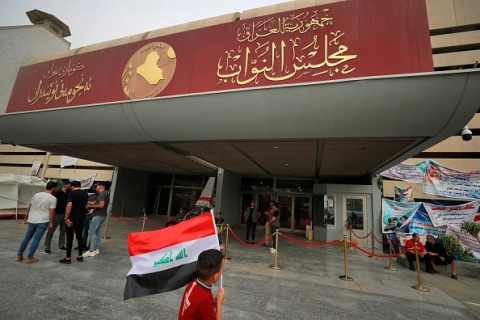 Ирак вносит изменения в закон о выборах под освистывание оппозиционных партий
