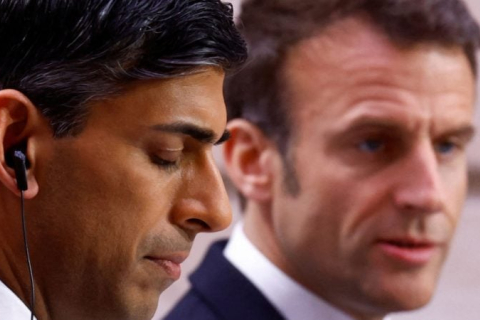 Британія обіцяє Франції 540 мільйонів євро на перехоплення мігрантів (ВІДЕО)