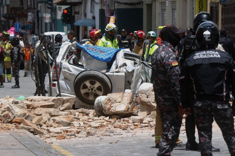 15 человек стали жертвами сильного землетрясения в Эквадоре