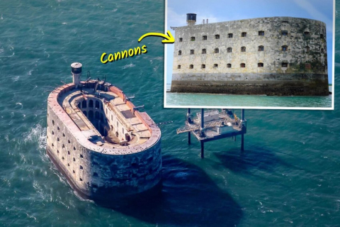 Форт Бояр, побудований на березі океану понад 100 років тому, використовувався для захисту (ФОТО)