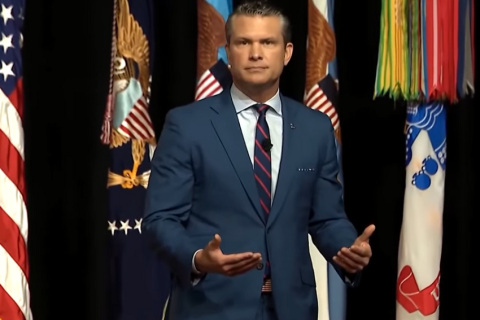 Новый лидер Ирана ранен, предположил Хегсет