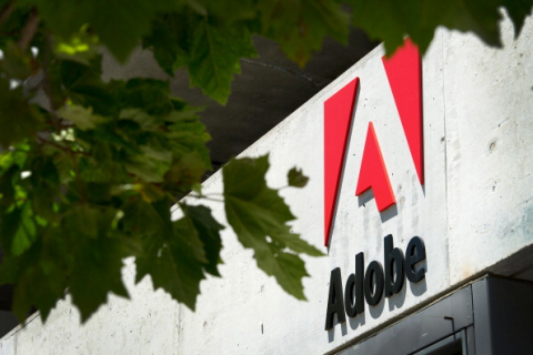 Adobe ліквідує свій офіс у Росії