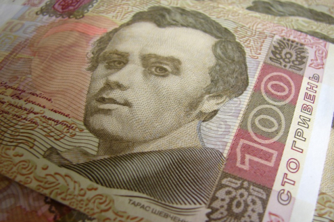 В Украине пустят в обращение новые 100-гривневые банкноты