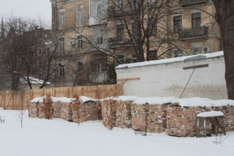 В Софии Киевской может обрушиться ещё одна стена