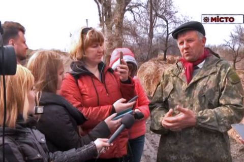 Український фермер отримує багатий урожай завдяки маленьким помічникам
