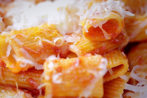 Рецепты лучших поваров Нью-Йорка: домашний итальянский сыр рикотта от Лидии Бастианич