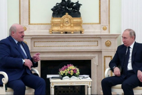 Лукашенко хоче взяти участь у переговорах між Україною та Росією