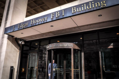 Для розслідування справи про скандальний щоденник Ешлі Байден компанії Apple та Google повинні передати дані у ФБР