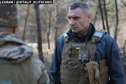 Кличко заявил, что под Киевом идут большие бои