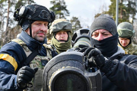 Київ просить Захід надати більше зброї