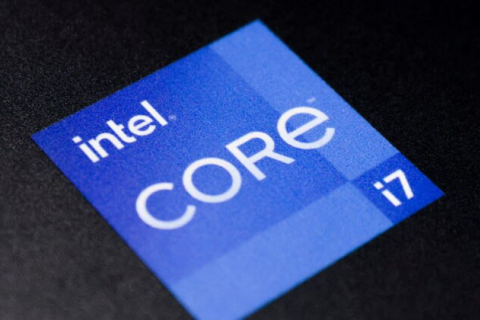 Intel стала черговою західною технологічною компанією, що зупинила бізнес у Росії