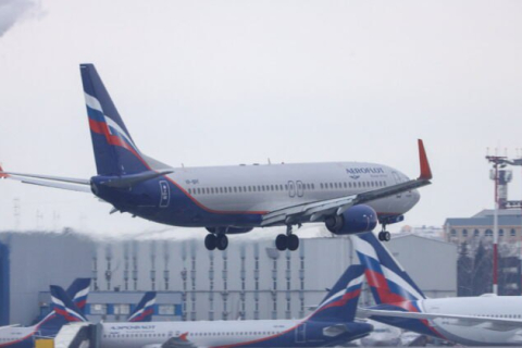 США забороняють експорт запасних частин трьом російським авіакомпаніям