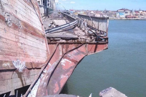 Российская ракета повредила мост через Днестровский лиман. Как это повлияет на Молдову