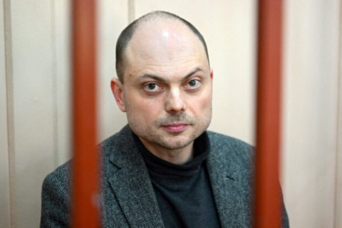 Международный резонанс: российский журналист приговорен к 25 годам за осуждение вторжения в Украину