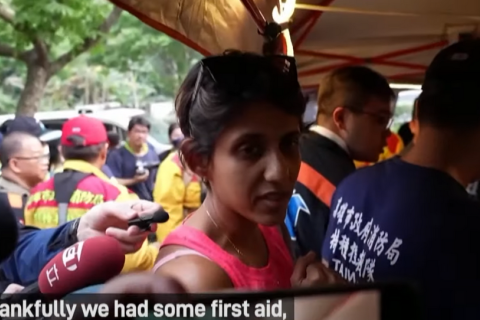 Врятована туристка поділилася тим, що пережила під час землетрусу (ВІДЕО)