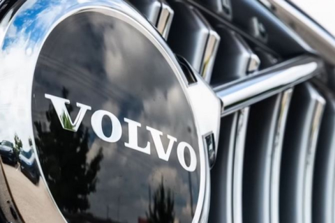 Volvo активно адаптується до китайської політики: преміум-бренд ризикує іміджем заради ринку КНР (ВІДЕО)