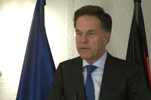 Рютте заявив, що НАТО планує надати Україні допомогу в галузі оборони, попри розбіжності щодо розподілу тягаря (ВІДЕО)