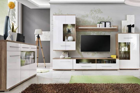 Как разнообразить интерьер гостинной с помощью мебельных стенок?