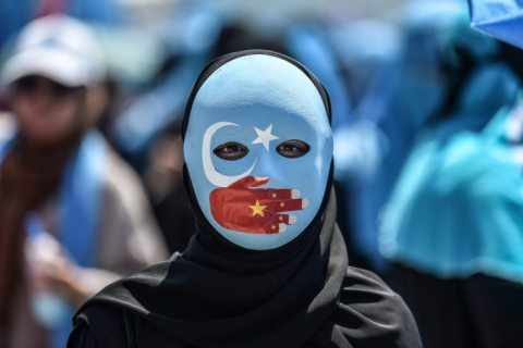  Пекин осуждает уйгурские опасения парламента Новой Зеландии