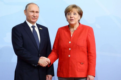 Жоден німець не несе більшої відповідальності за війну в Україні, ніж Меркель: Politico