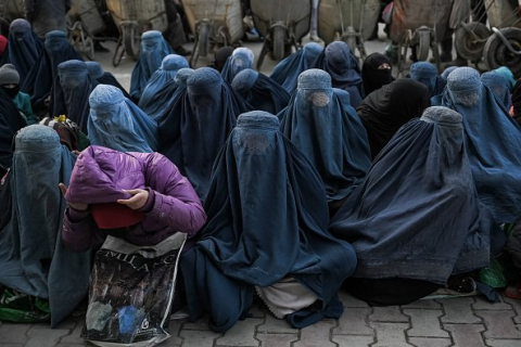 Верховний лідер Талібану наказав афганським жінкам носити хіджаб у громадських місцях