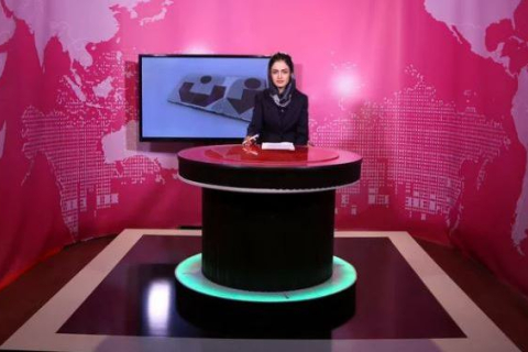 Диктори афганського телебачення кидають виклик наказу талібів: живіть, не закриваючи обличчя