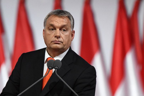Віктор Орбан знову грає у кремлівську гру. Виступає проти запропонованих санкцій ЄС