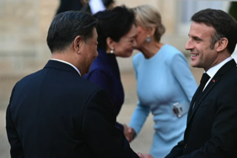 Французький сенатор заявив, що Сі Цзіньпін «хоче ізолювати США» (ВІДЕО)