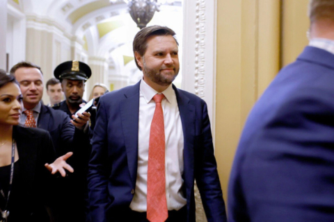 США працюватимуть над скороченням «розриву» між позиціями України та РФ, заявив Венс