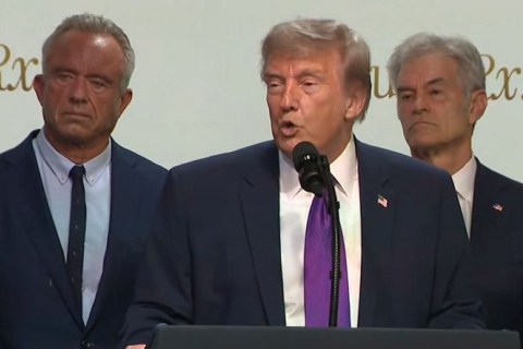 Демократи охарактеризували новий Фонд Трампа як спосіб перенаправити гроші його союзникам