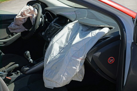 Автомобильные подушки безопасности и их восстановление