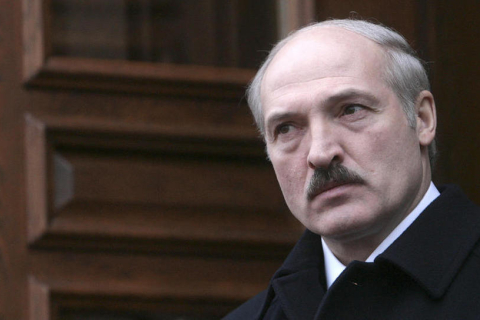 Лукашенко виставляє себе захисником Західної України. Він звинувачує Польщу у бажанні захопити регіон
