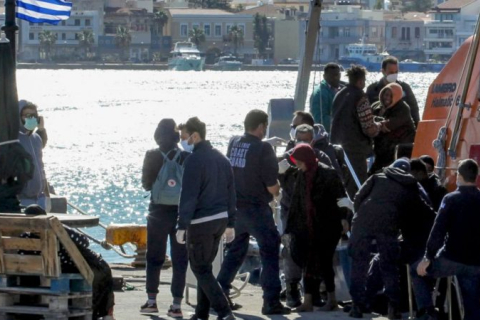 Число средиземноморских мигрантов снова растет: страны ЕС просят о помощи
