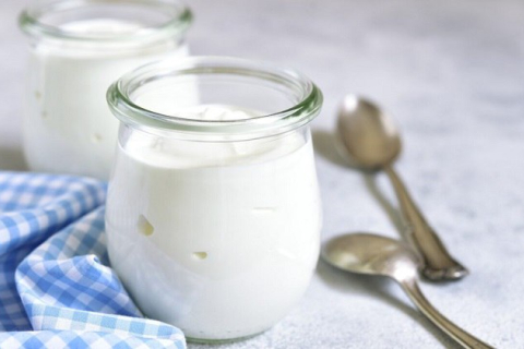 Експерт розповів, як вживати йогурт для схуднення