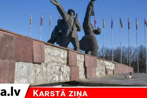 Свободная Латвия очищается от советского наследия: снесут памятники времен СССР